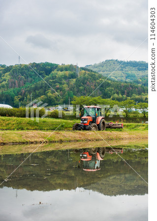 The beginning of rice cultivation [Ikeda Town, Kitaazumi District] 114604303