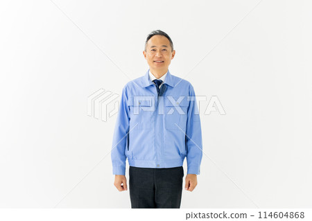 Man in work clothes, portrait Man in work clothes, portrait 114604868