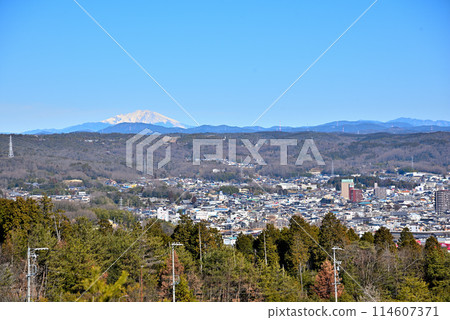 [岐阜縣] 冬季全景的土岐市 114607371