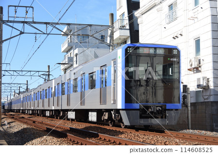 Toei Subway 6500 series (Tokyu Meguro Line Okusawa-Ookayama) 114608525