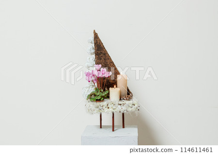 Christmas composition of fresh flowers 114611461