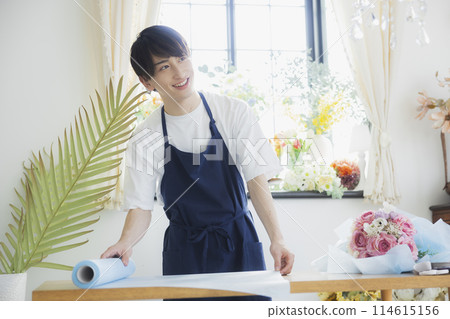 花店的男員工 花店的男員工 114615156