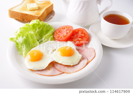 Ham Egg Breakfast Ham Egg Breakfast 114617909