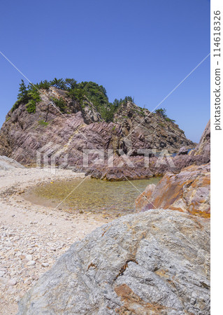 Scenery of Uradome Coast in spring Tottori Prefecture Uradome Coast 114618326