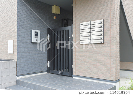 Image of the entrance to a newly built apartment Image of the entrance to a newly built apartment 114619504