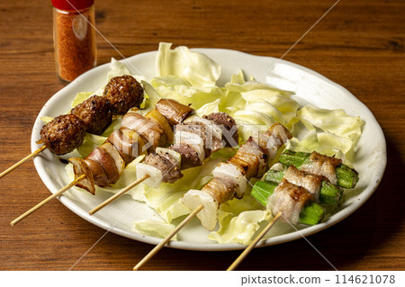 Grilled chicken 114621078