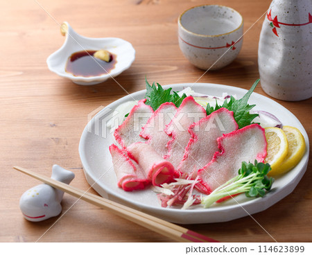 小鬚鯨培根片和歌山縣太地町鄉土料理(超商有售) 小鬚鯨培根片和歌山縣太地町鄉土料理(超商有售) 114623899