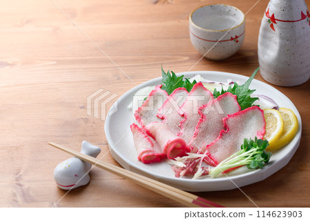 小鬚鯨培根片和歌山縣太地町鄉土料理(超商有售) 小鬚鯨培根片和歌山縣太地町鄉土料理(超商有售) 114623903