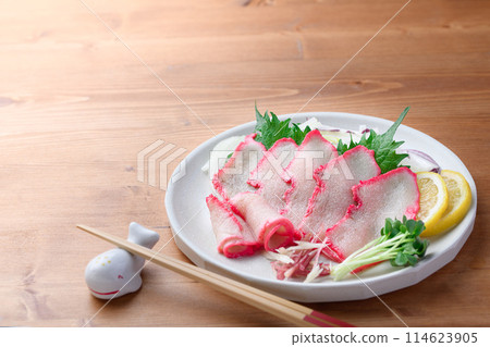 小鬚鯨培根片和歌山縣太地町鄉土料理(超商有售) 小鬚鯨培根片和歌山縣太地町鄉土料理(超商有售) 114623905