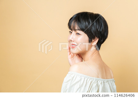 Beauty woman 114626406