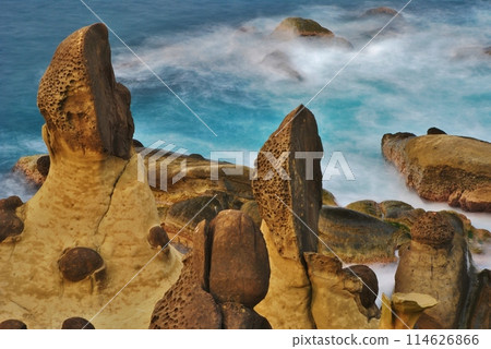 Taiwan's strange rock formations: Heping Island Park Taiwan's strange rock formations: Heping Island Park 114626866