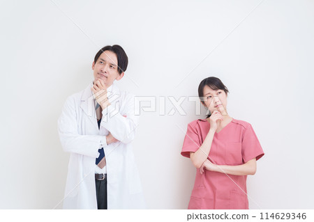 有思想的醫生和護士 114629346