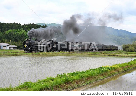 Service resumes: SL Yamaguchi on JR Yamaguchi Line, photo spot, hurtling through the Tokusa S-curve 114630811