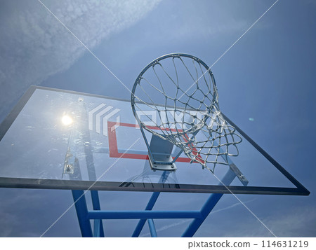 拍攝戶外的籃球架當作素材照片 拍攝戶外的籃球架當作素材照片 114631219