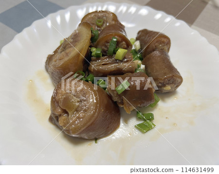 拍攝台灣傳統滷味滷豬尾巴 114631499
