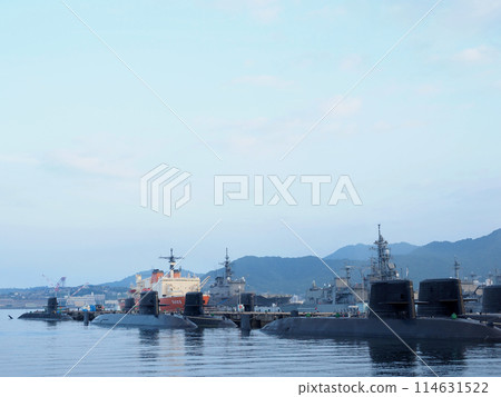 Submarines and destroyers of the Japan Maritime Self-Defense Force from "Alley Karasukojima" in Kure City, Hiroshima Prefecture 114631522