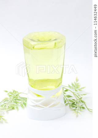 Deodorant, household goods, deodorant, odor, daily necessities, daily life, life, daily necessities, cleanliness, transparency, container 114632449