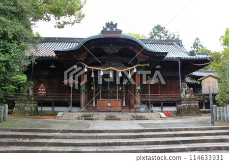 Muko-Jinja Shinto Shrine in Muko City of Kyoto Japan. Founded in the year 718 by the Mutobe clan as requested by Emperor Jinmu. Its design was copied by the Meiji Jingu in Tokyo. Muko-Jinja Shinto Shrine in Muko City of Kyoto Japan. Founded in the year 718 by the Mutobe clan as requested by Emperor Jinmu. Its design was copied by the Meiji Jingu in Tokyo. 114633931