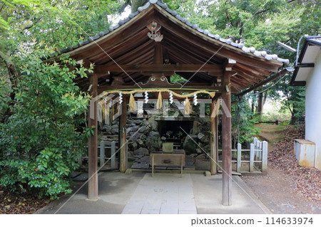 Muko-Jinja Shinto Shrine in Muko City of Kyoto Japan. Founded in the year 718 by the Mutobe clan as requested by Emperor Jinmu. Its design was copied by the Meiji Jingu in Tokyo. Muko-Jinja Shinto Shrine in Muko City of Kyoto Japan. Founded in the year 718 by the Mutobe clan as requested by Emperor Jinmu. Its design was copied by the Meiji Jingu in Tokyo. 114633974