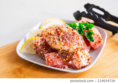 檸檬胡椒味豬腰肉 檸檬胡椒味豬腰肉 114634726