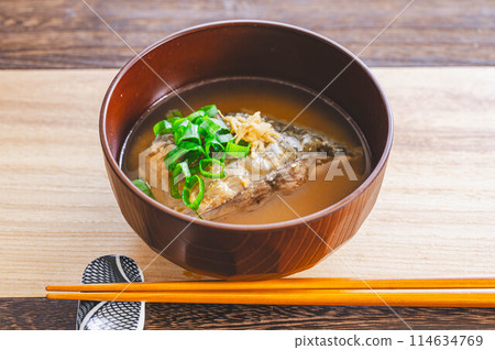 Home-cooked carp soup Home-cooked carp soup 114634769