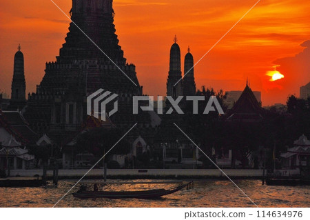 曼谷夜景鄭王廟(黎明寺) 曼谷夜景鄭王廟(黎明寺) 114634976