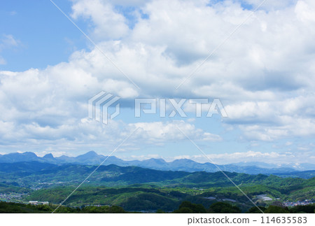 從高崎市花高町眺望的街景和榛名山 114635583