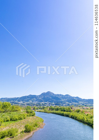 「青森郡」立嶽山與萬淵川的風景 「青森郡」立嶽山與萬淵川的風景 114636538