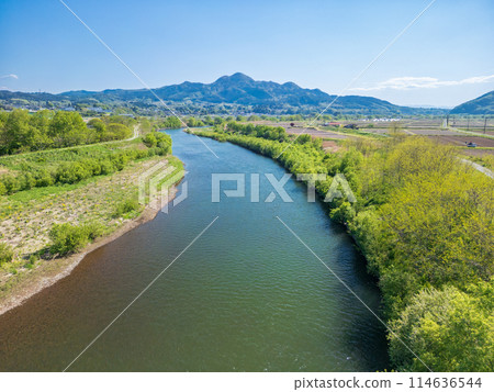 「青森郡」立嶽山與萬淵川的風景 「青森郡」立嶽山與萬淵川的風景 114636544