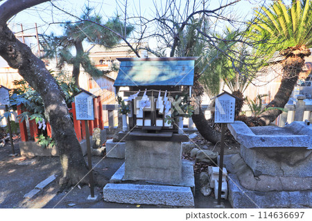 Taiseki Shrine, a shrine within the grounds of Nakajuku Hachimangu Shrine in Yahatahigashi Ward, Kitakyushu City 114636697