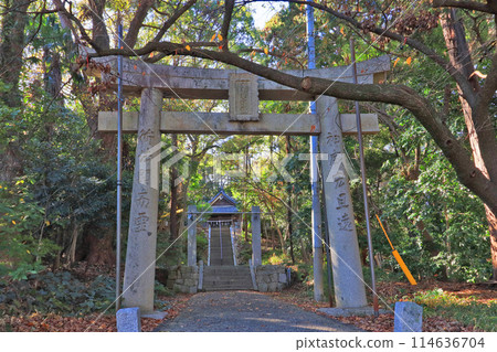 The second torii gate of Anayu Takami Shrine in Yahata Nishi Ward, Kitakyushu City 114636704