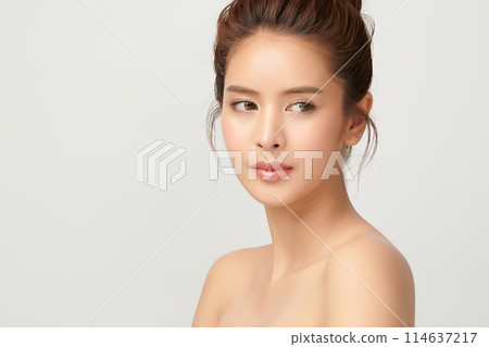 Beautiful young asian woman with clean fresh skin on white background, Face care, Facial treatment, Cosmetology, beauty and spa, Asian women portrait. 114637217