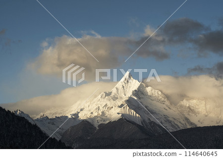one of many peaks of meili snow mountain in yunan, china 114640645