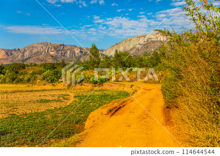 view of hills and mountains along main Madagascar road 114644544