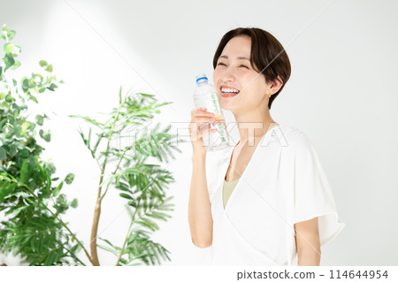 女人補水 女人補水 114644954