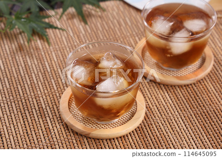 Cold barley tea Cold barley tea 114645095