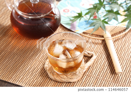 Cold barley tea Cold barley tea 114646057