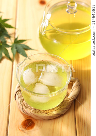 Cool tea 114646615