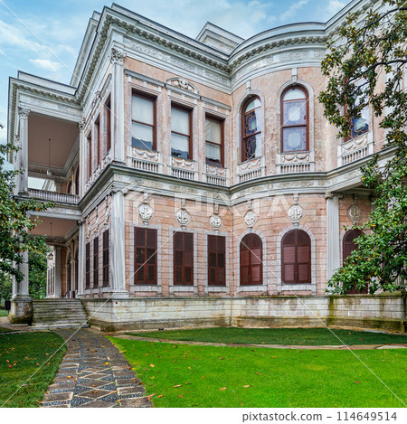 Ottoman Beykoz Mecidiye Pavilion, a present to Sultan Abdulmecid from Mohamed Ali, Governor of Egypt, Istanbul, Turkey Ottoman Beykoz Mecidiye Pavilion, a present to Sultan Abdulmecid from Mohamed Ali, Governor of Egypt, Istanbul, Turkey 114649514