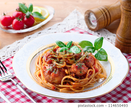 Meatball spaghetti Meatball spaghetti 114650493