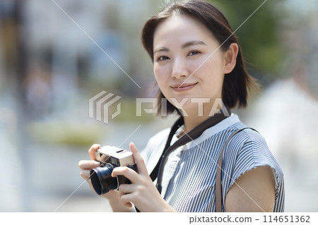 相機女孩獨自旅行 114651362