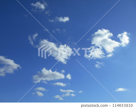 White clouds floating in the blue sky 114653810