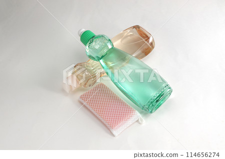 淨清潔劑和洗滌劑 淨清潔劑和洗滌劑 114656274