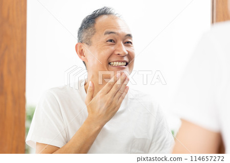 中年男士美容保養 114657272