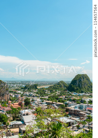 Panoramic city view from The Marble Mountains in Da Nang, Vietnam 114657564