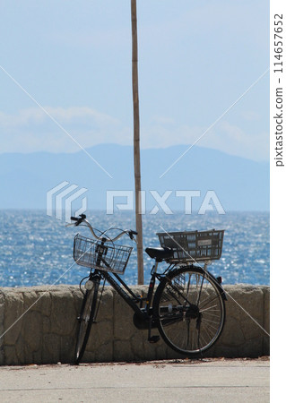Seaside bicycle Seaside bicycle 114657652
