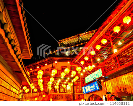 台灣，九份（九份）老街的夜晚_HDR/動漫風格 114658311