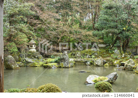 Rengeji Temple in the Rain Rengeji Temple in the Rain 114660841