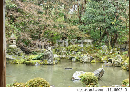 Rengeji Temple in the Rain Rengeji Temple in the Rain 114660843
