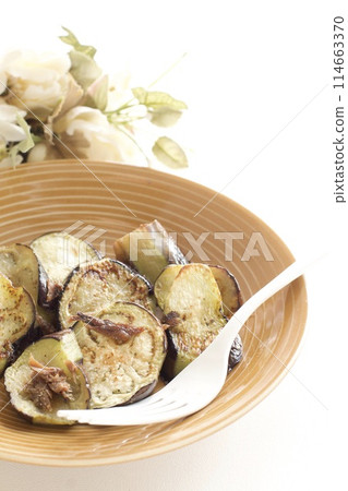 烤茄子 烤茄子 114663370